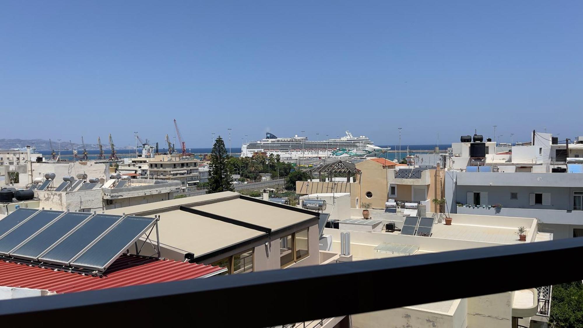 Nh Urban Living In Nea Alikarnassos Lägenhet Heraklion Exteriör bild